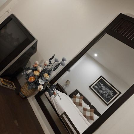 Tree House Hotel Sisaket Exterior photo